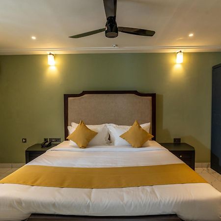 Hotel Court 11 By Dimora Kochi Esterno foto