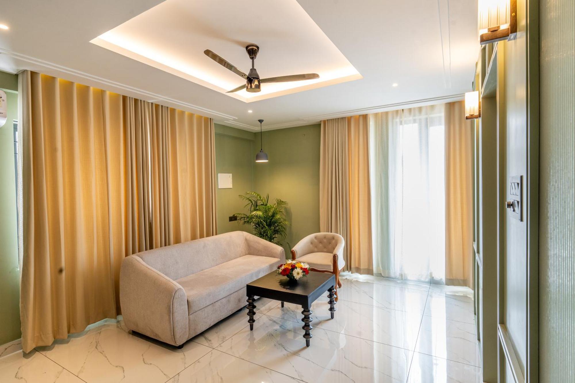 Hotel Court 11 By Dimora Kochi Esterno foto