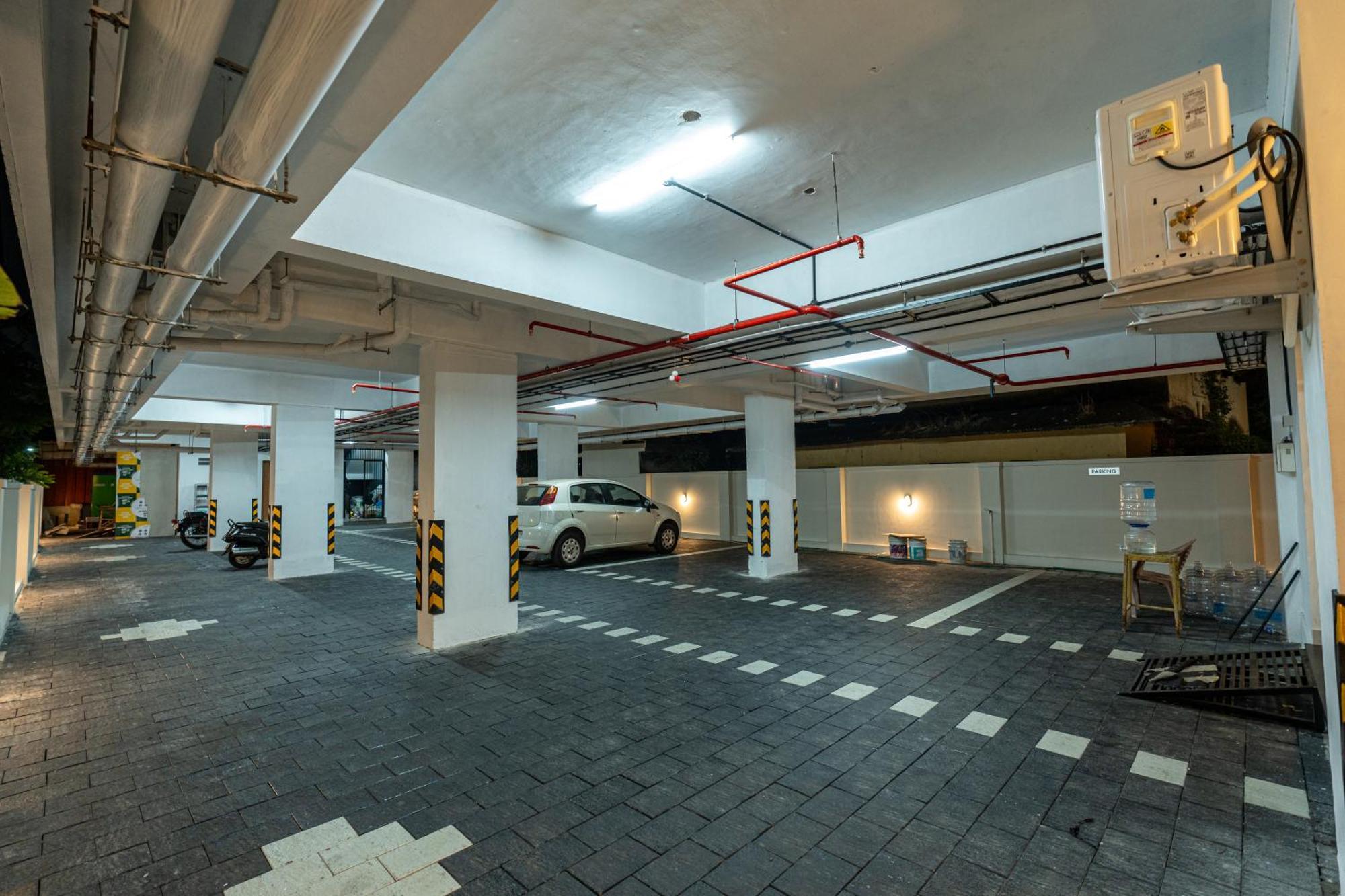 Hotel Court 11 By Dimora Kochi Esterno foto