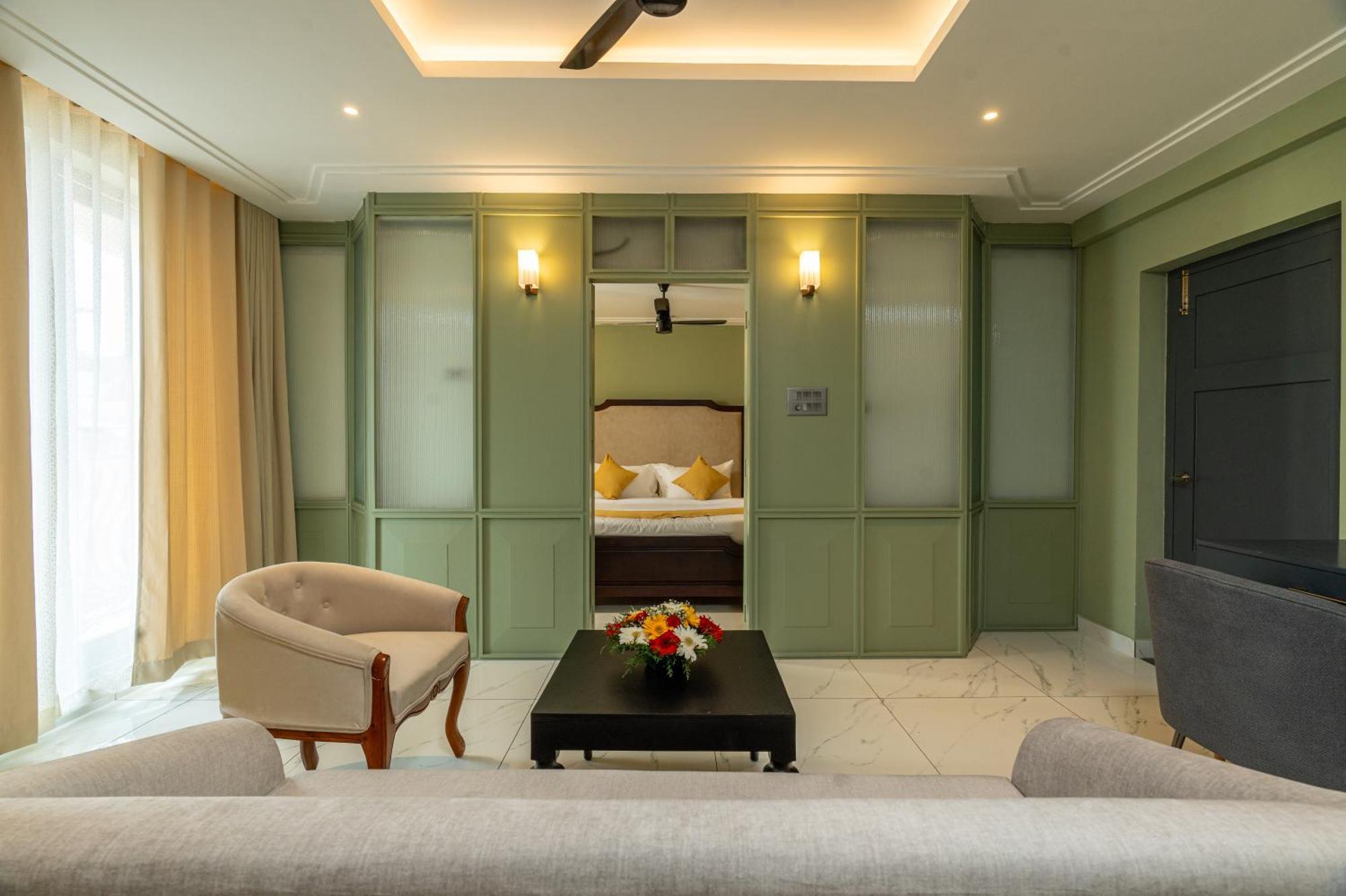 Hotel Court 11 By Dimora Kochi Esterno foto